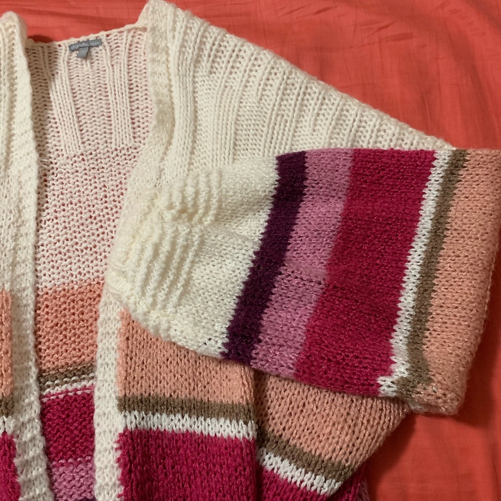 Multicolored bell sleeve sweater